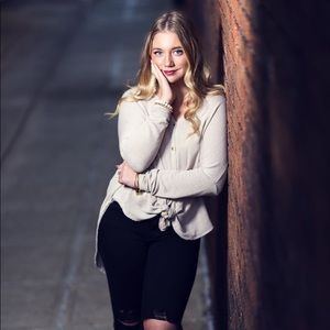 Meet your Posher, Alexia